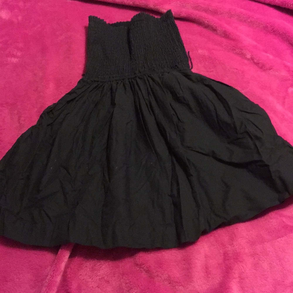 Dress - Picture 4 of 5